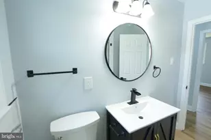 18 Magnolia Ave, Glen Burnie, MD 21061 - Photo 23