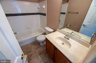 8023 Apple Valley Dr, Pasadena, MD 21122 - Photo 31