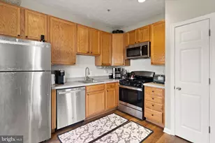8049 Brookstone Ct, Severn, MD 21144 - Photo 9