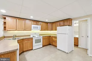 54 Dayton Dr, Pasadena, MD 21122 - Photo 91