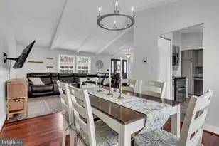 730 Snowdon Ln, Glen Burnie, MD 21061 - Photo 9