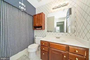 8319 Hope Point Ct, Millersville, MD 21108 - Photo 23