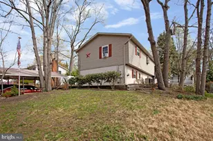 321 Maryland Ave, Pasadena, MD 21122 - Photo 3