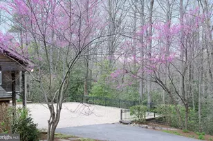 126 Gilbert Ct, Edgewater, MD 21037 - Photo 3