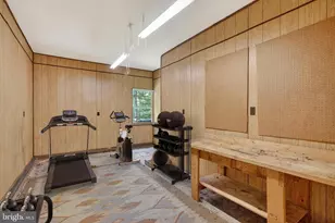 700 N Holly Dr, Annapolis, MD 21409 - Photo 27