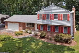 700 N Holly Dr, Annapolis, MD 21409 - Photo 1
