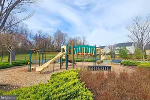 605 Maccubbin Ln, Gambrills, MD 21054 - Photo 33