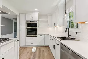2576 Hidden Cove Rd, Annapolis, MD 21401 - Photo 9