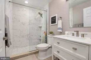 7203 Dorchester Woods Ln, Hanover, MD 21076 - Photo 7
