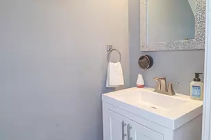 2426 Vineyard Ln, Crofton, MD 21114 - Photo 15