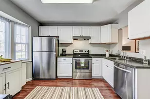 1679 Hart Ct, Crofton, MD 21114 - Photo 3