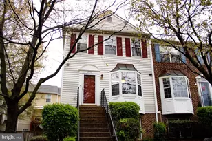 2095 Pawlet Dr, Crofton, MD 21114 - Photo 1