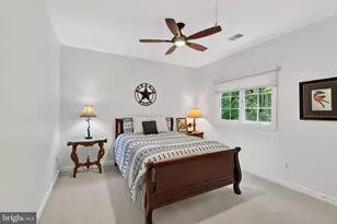 336 Colony Point Pl, Edgewater, MD 21037 - Photo 35