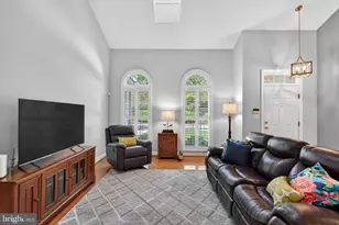 336 Colony Point Pl, Edgewater, MD 21037 - Photo 9