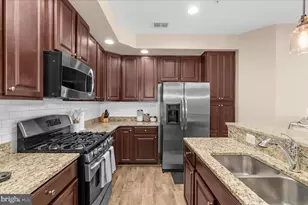 346 Chessington Dr, Odenton, MD 21113 - Photo 9