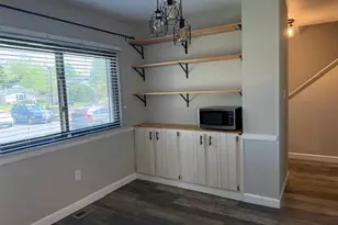 2032 Cambridge Dr, Crofton, MD 21114 - Photo 3