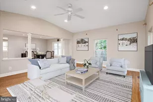 720 Hyde Park Dr, Glen Burnie, MD 21061 - Photo 13