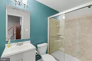 8016 Pennington Dr, Laurel, MD 20724 - Photo 23