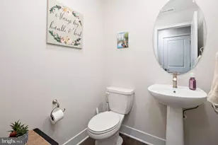 618 Chalcedony Ln, Glen Burnie, MD 21060 - Photo 11