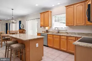 1405 Saybrooke Ct, Pasadena, MD 21122 - Photo 17
