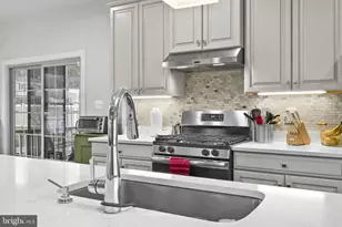 405 Francis court, Millersville, MD 21108 - Photo 5