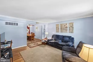 8566 Main Ave, Pasadena, MD 21122 - Photo 7