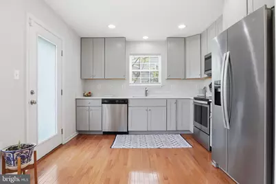 821 N Broadview Boulevard, Glen Burnie, MD 21061 - Photo 13