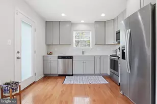 821 N Broadview Blvd, Glen Burnie, MD 21061 - Photo 13