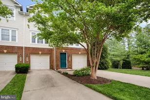 2529 Briar Ridge Ln, Odenton, MD 21113 - Photo 3