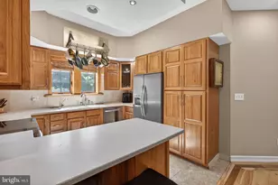 18 Fallon Dr, Pasadena, MD 21122 - Photo 11