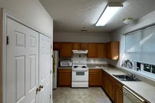 102 Heather Stone Way, Glen Burnie, MD 21061 - Photo 5