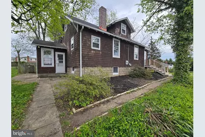 416 Seward Avenue, Brooklyn, MD 21225 - Photo 1