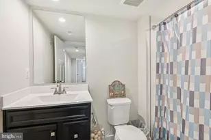 133 Woodgate Cir, Pasadena, MD 21122 - Photo 19