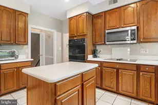 3281 Chrisland Dr, Annapolis, MD 21403 - Photo 11