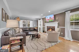 1721 Urby Dr, Crofton, MD 21114 - Photo 9