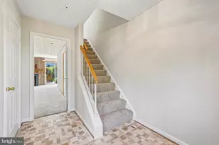 2558 Ambling Cir, Crofton, MD 21114 - Photo 7