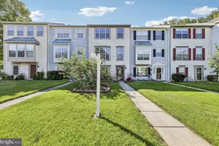 2558 Ambling Cir, Crofton, MD 21114 - Photo 5