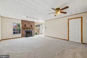 2558 Ambling Cir, Crofton, MD 21114 - Photo 9