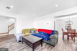 2460 Yarmouth Ln, Crofton, MD 21114 - Photo 3