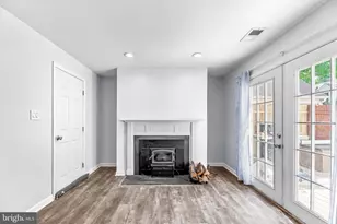 2460 Yarmouth Ln, Crofton, MD 21114 - Photo 5