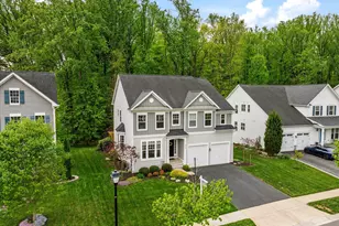 825 Sebastian Ln, Gambrills, MD 21054 - Photo 3