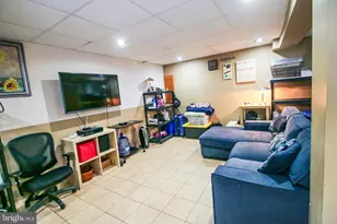 8121 Elizabeth Rd, Pasadena, MD 21122 - Photo 17