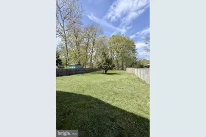 8121 Elizabeth Road, Pasadena, MD 21122 - Photo 3