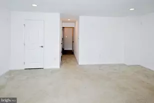 324 Eagles Ridge Way, Glen Burnie, MD 21061 - Photo 7