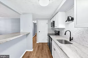 696 Southern Hills Dr, Arnold, MD 21012 - Photo 19