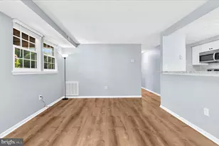 696 Southern Hills Dr, Arnold, MD 21012 - Photo 11