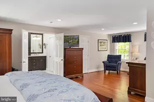 305 Charles Hall Dr, Millersville, MD 21108 - Photo 21