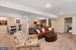 305 Charles Hall Dr, Millersville, MD 21108 - Photo 33