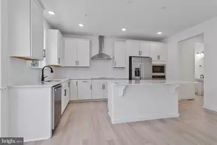 5720 Howard Dr, Glen Burnie, MD 21061 - Photo 9