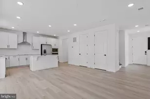 5720 Howard Dr, Glen Burnie, MD 21061 - Photo 7